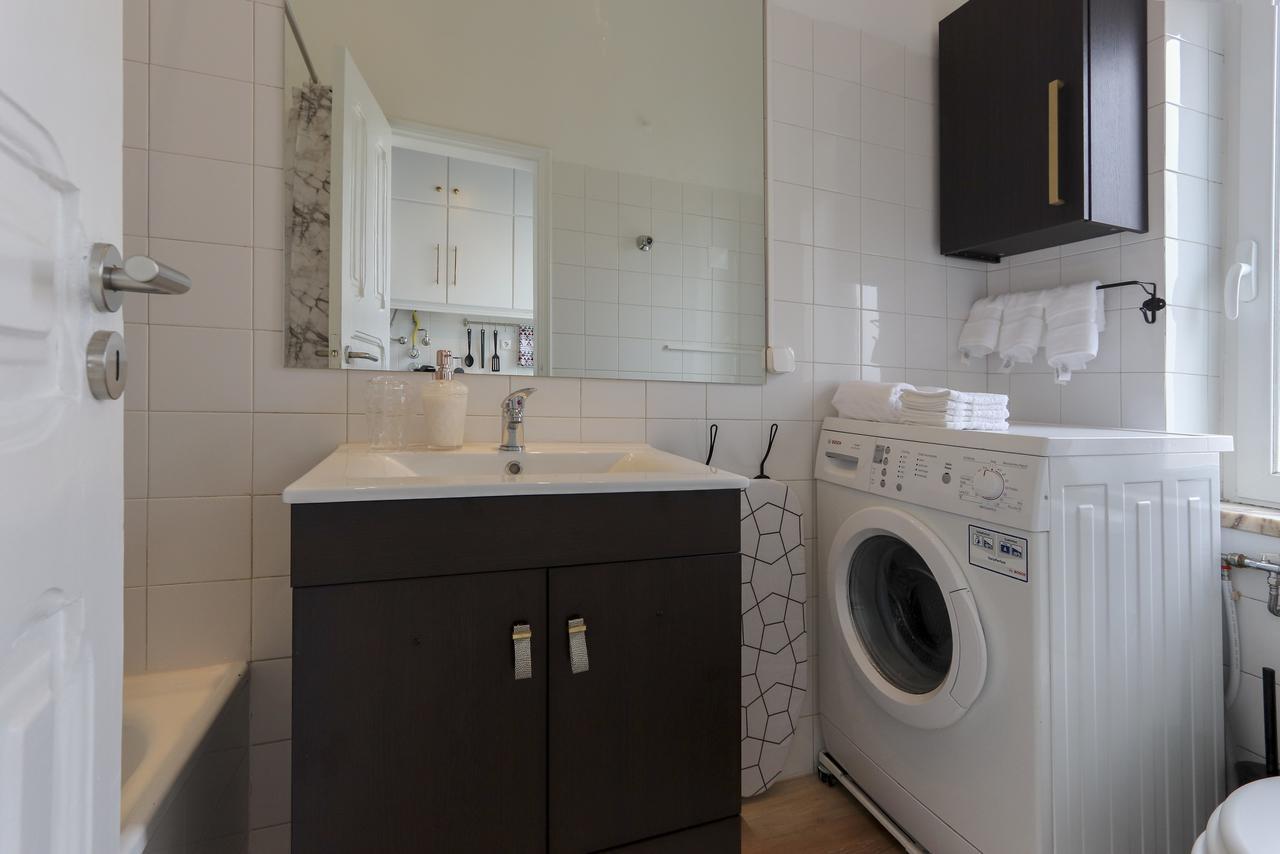 Apartment Almirante Blue By Homing